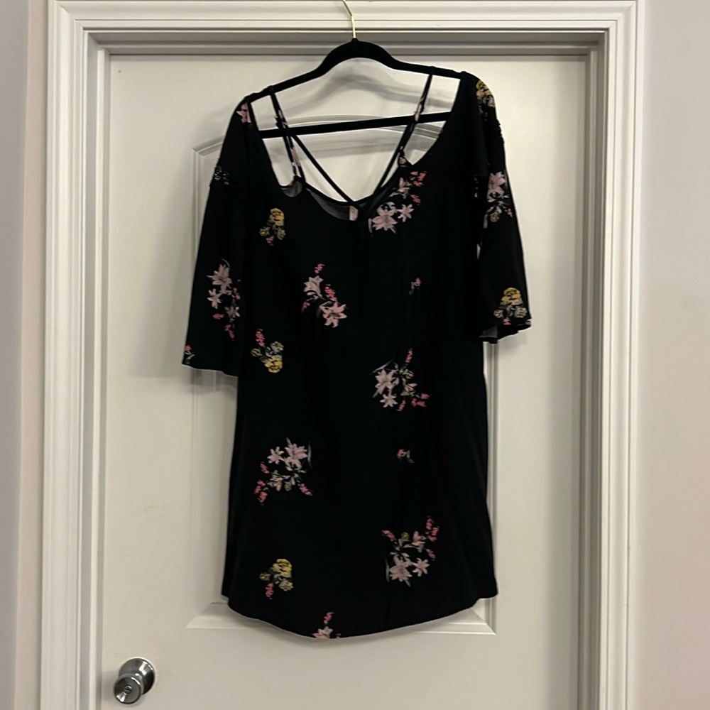 Xhilaration shirt